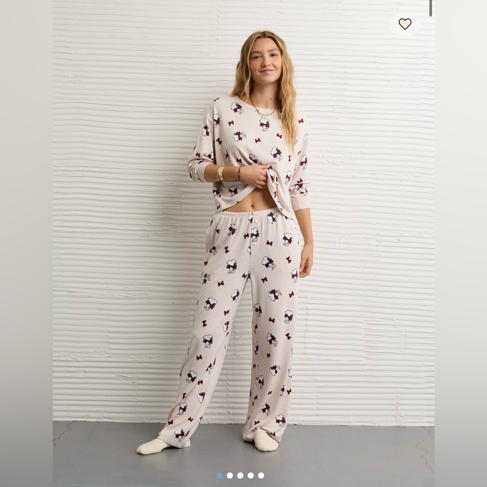 NWT AE Plush Snoopy Pant Pajama Set
